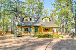 Secluded Cabin with Furnished Deck in Scenic Pinetop
